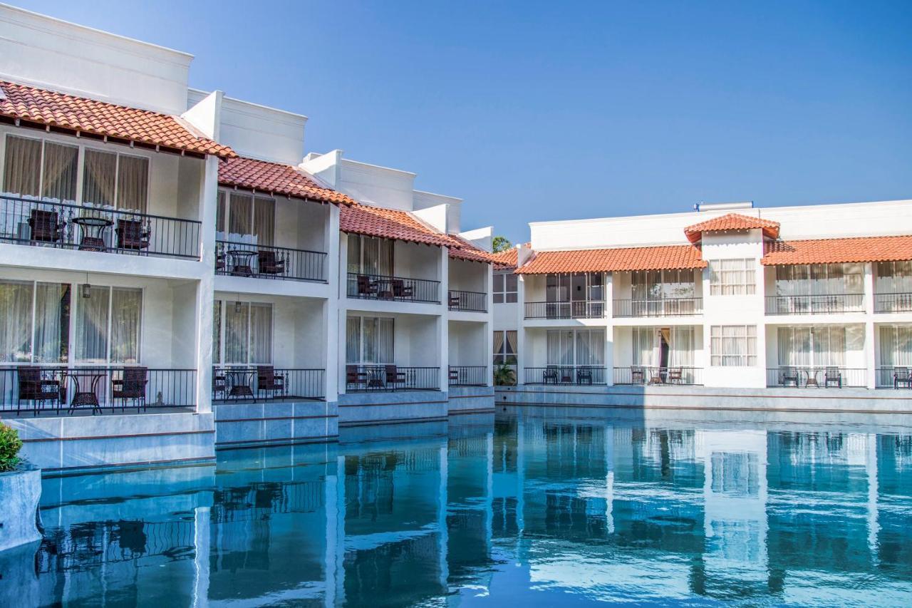 The Covanro Airport Hotel - Katunayake Gampaha Exterior photo